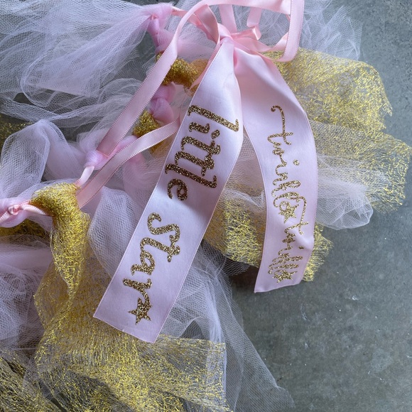 Tutu with garlen for birthday - Picture 5 of 11